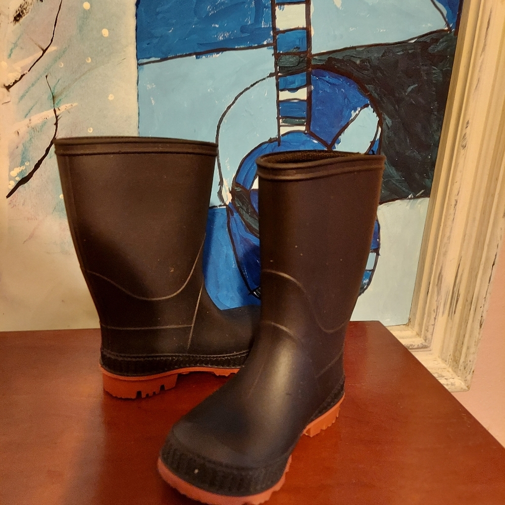 Children's rain boots size 6
